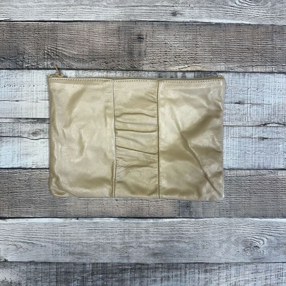 Vintage Axiom Genuine Leather Made in Italy Tan Hand Bag Clutch Zip Up Purse